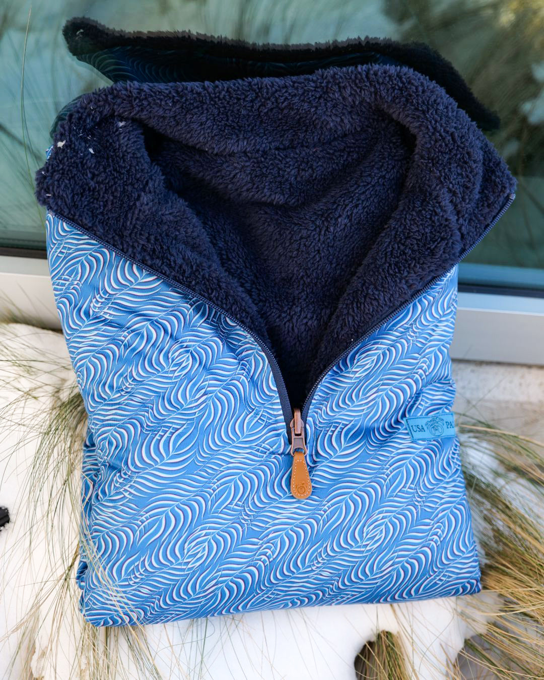 Reversible Light Sherpa 1/4 Zips