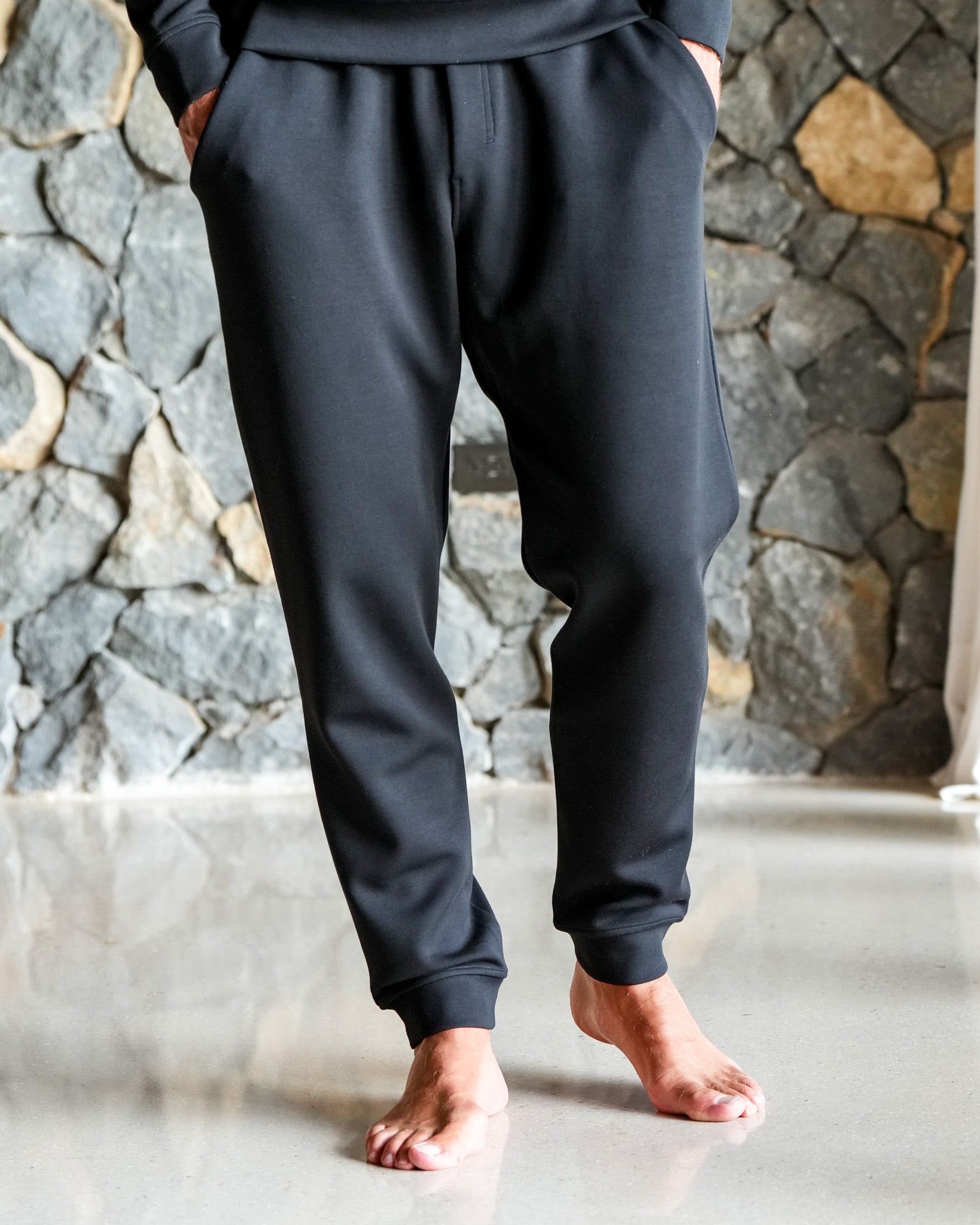 Aura Joggers